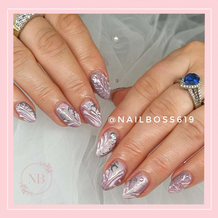 Minimalist nail design